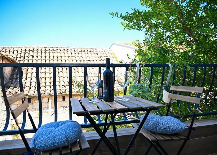 Downtown Maar شقة