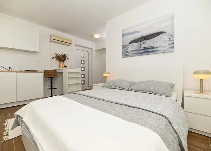 아파트 Downtown Maar 트로기르