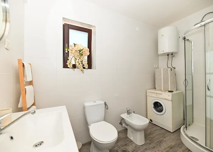 شقة Downtown Maar تروغير